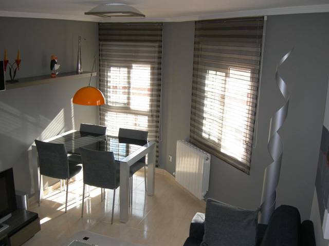 Piso en Venta en Carrer de l'Olivera de Sistrells en Sistrells