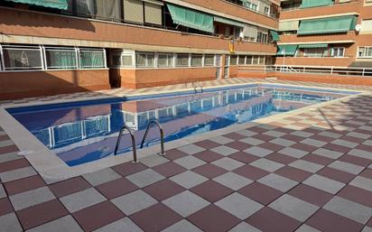 Piscina de Pis en venda en Montcada i Reixac amb Calefacció, Parquet i Balcó