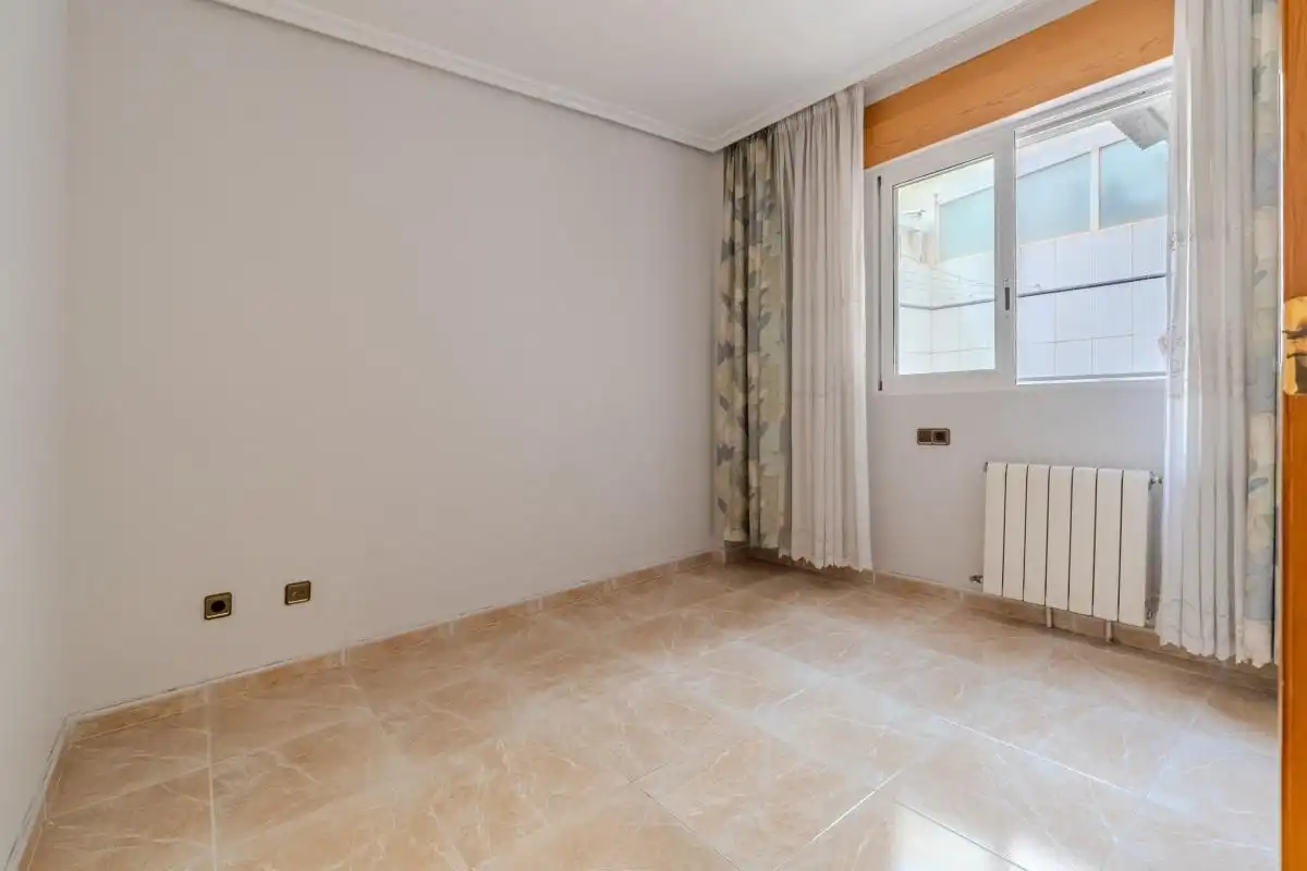 Dormitori de Casa adosada en venda en Murcia amb Calefacció, Jardí privat i Terrassa