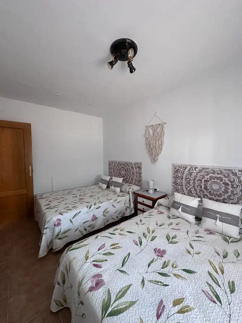 Habitación de Casa o chalet en venta en Illana con Aire acondicionado, Calefacción y Jardín privado