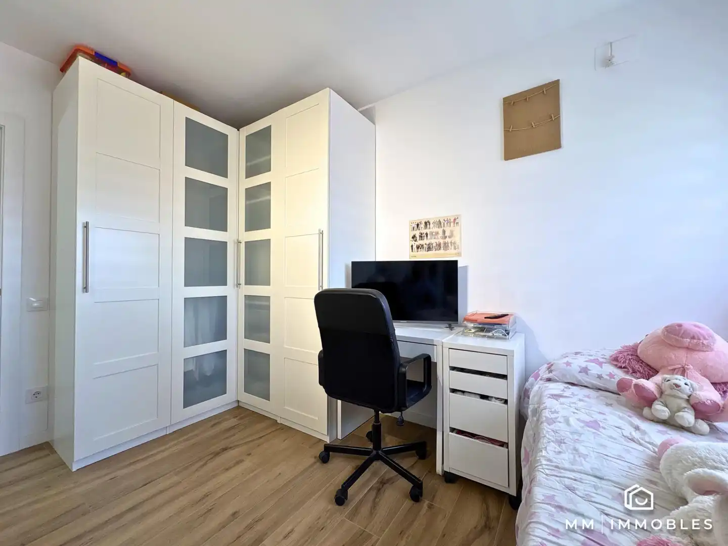 Habitación de Piso en venta en Canovelles con Aire acondicionado, Calefacción y Balcón