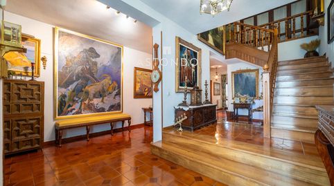 Venta de chalet independiente seis habitaciones ,seis cuartos de baño, salón de 80m2 piscina                          a, imagen 3