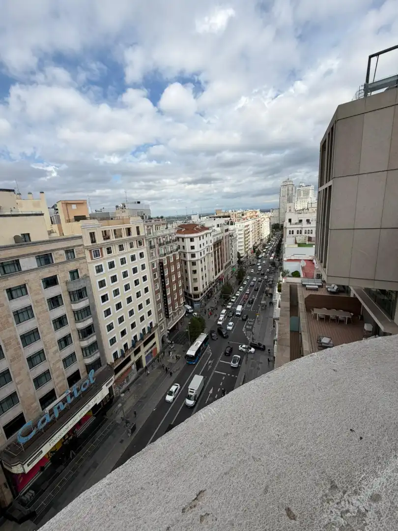 Außenansicht von Büro zur Miete in Madrid mit Klimaanlage, Heizung und Terrasse