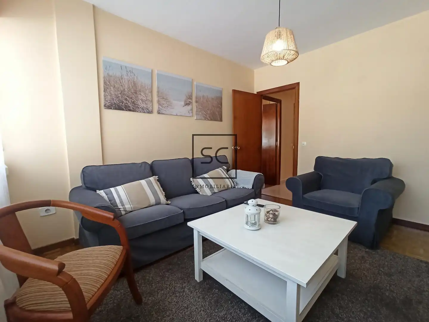 Sala de estar de Piso en venta en Pontedeume con Calefacción y Amueblado