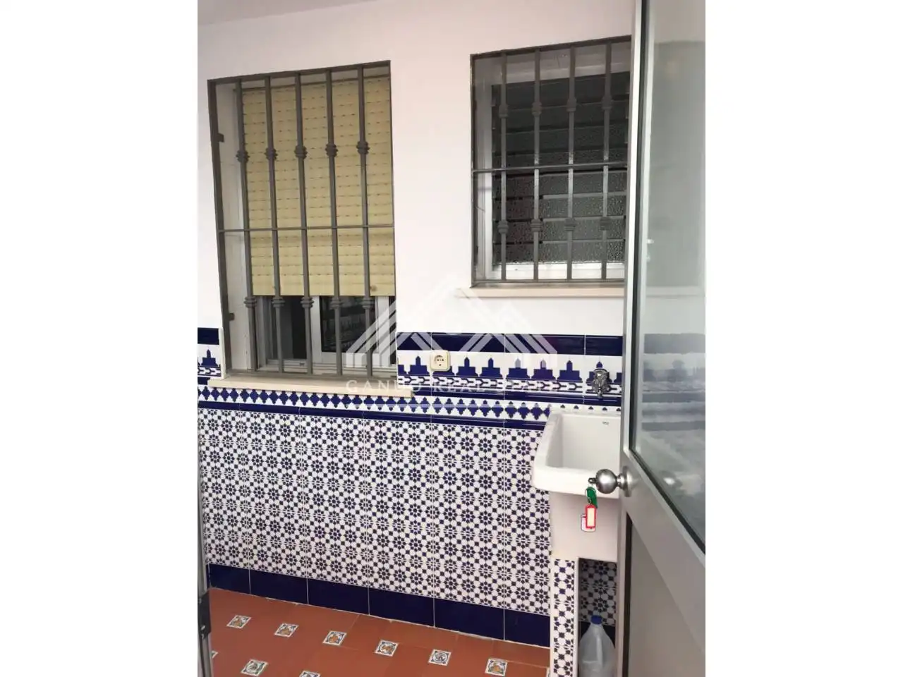 Habitación de Piso de alquiler en Dos Hermanas con Aire acondicionado y Balcón