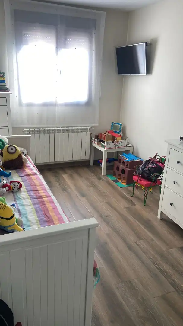 Habitación de Casa adosada en venta en El Vellón con Calefacción, Jardín privado y Terraza