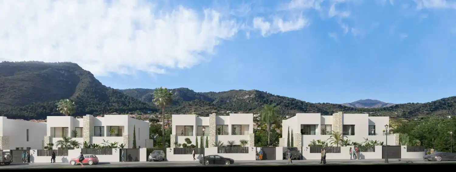 Vista exterior de Casa o xalet en venda en Alhaurín de la Torre amb Aire condicionat, Calefacció i Jardí privat