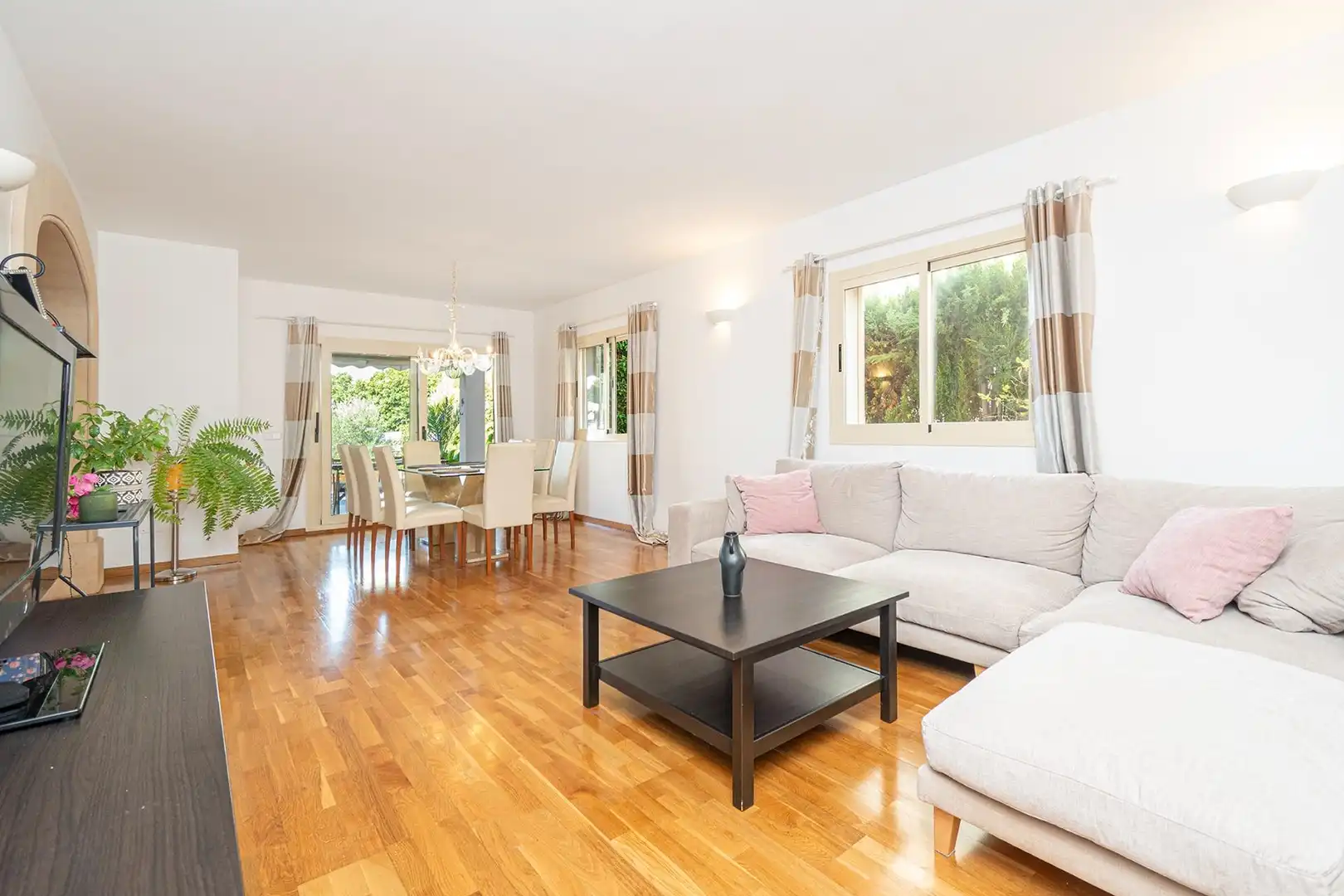 Semi-detached house with terrace for sale in Maioris-Puig de Ros, imagen 9