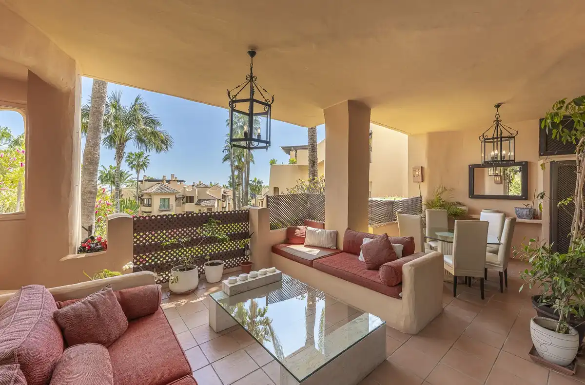 Piso con ascensor en venta en Milla de Oro, imagen 5