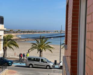 Vista exterior de Apartament en venda en San Pedro del Pinatar amb Aire condicionat, Calefacció i Parquet