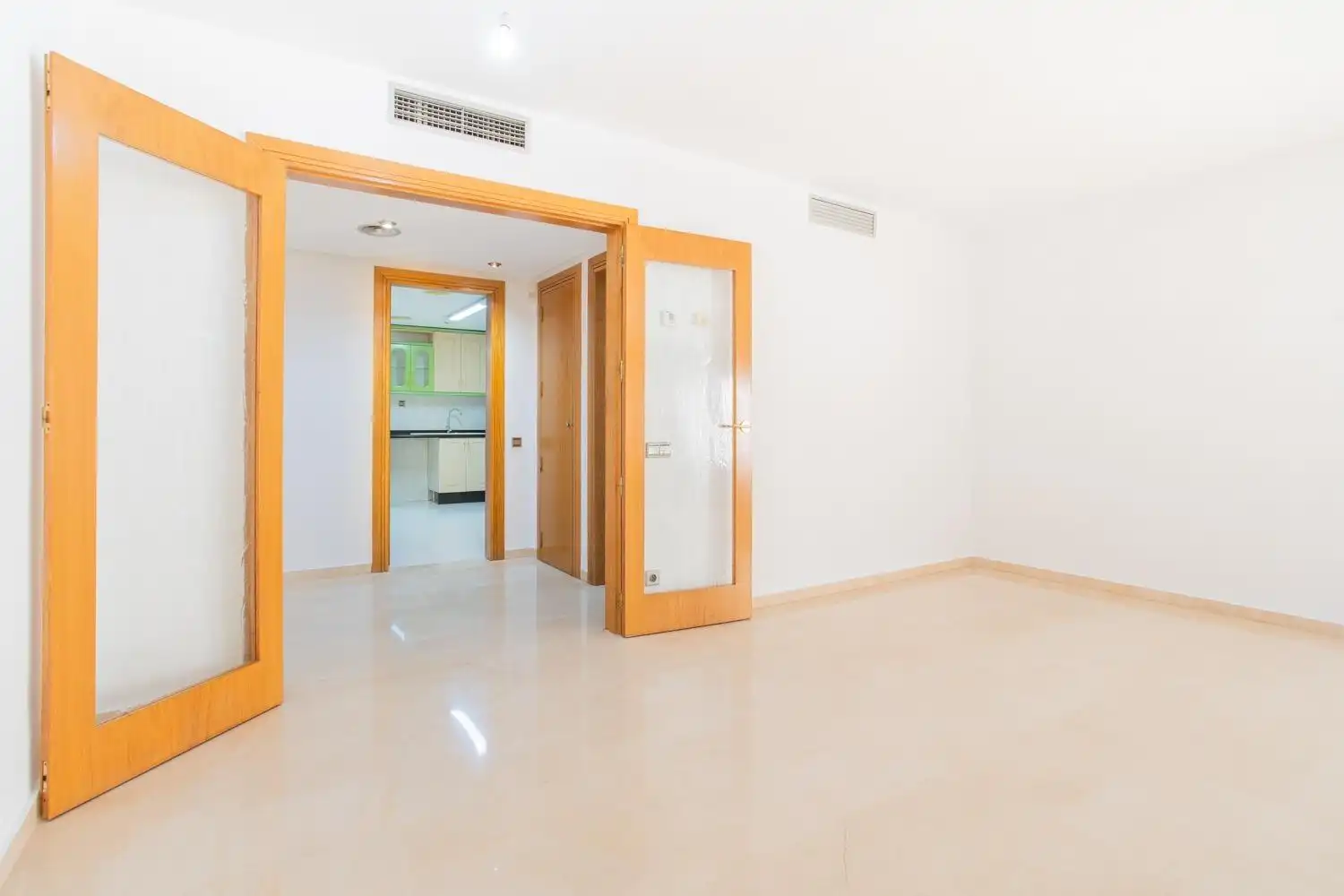 Flat for sale in Murcia  with Air Conditioner, Terrace and Storage room