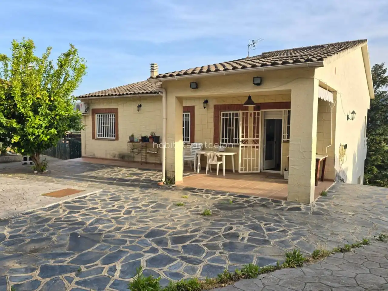 Vista exterior de Casa o xalet en venda en Riells i Viabrea amb Aire condicionat, Calefacció i Jardí privat