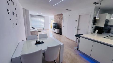 Foto 3 de Casa adosada en venda a El Travaló - Martínez Valero, Alicante