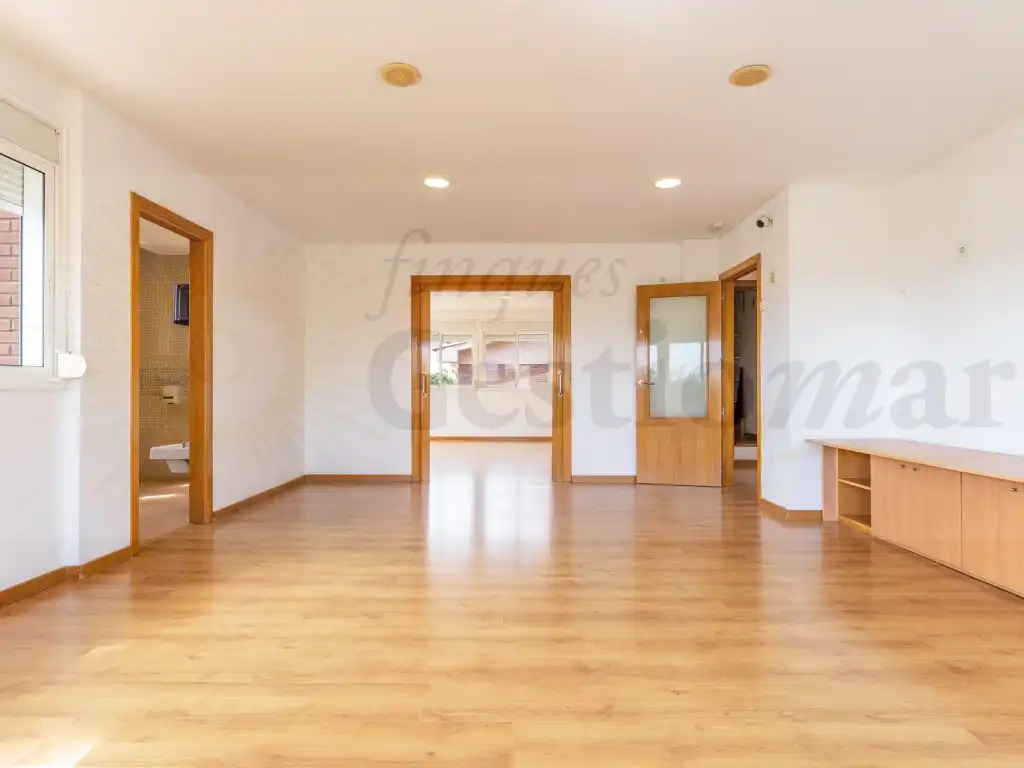 Commercial properties for sale in Cambrils