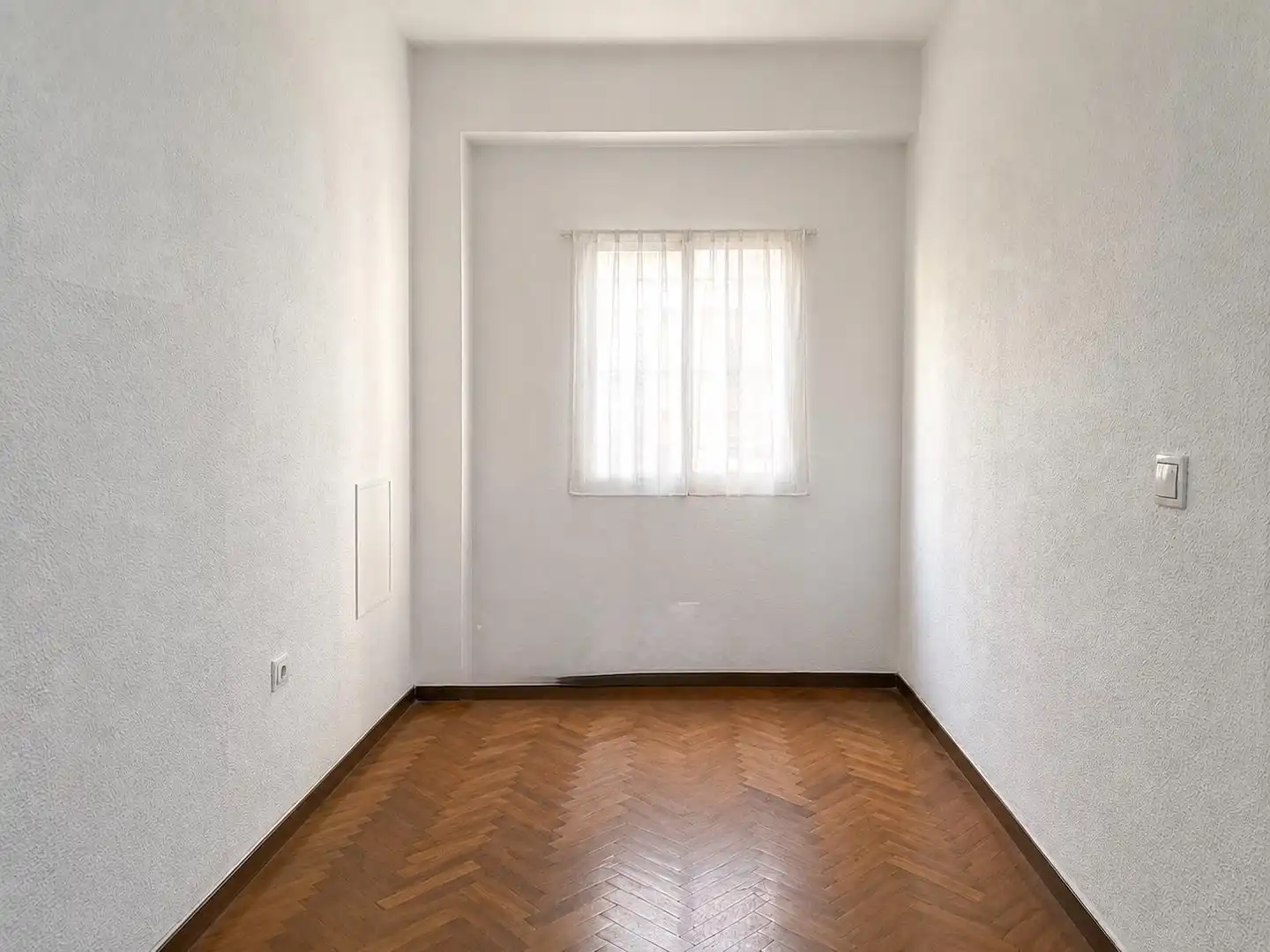 Dormitori de Pis en venda en Madrid amb Parquet