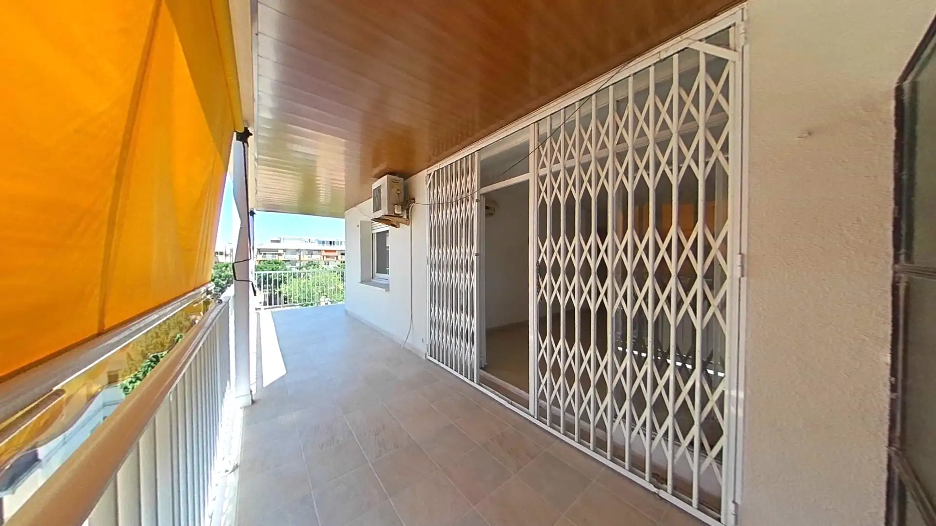 Terraza de Piso en venta en Salou con Calefacción y Terraza