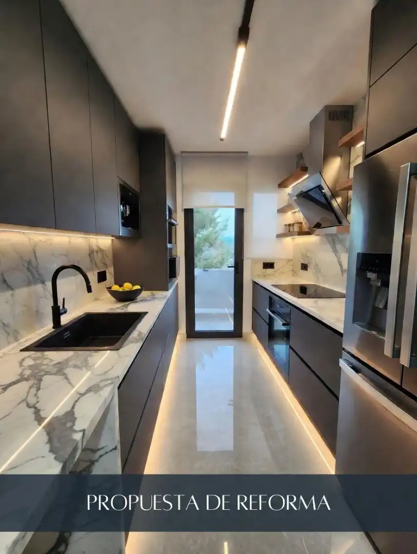 Cocina de Casa o chalet en venta en Vallirana con Calefacción, Jardín privado y Terraza