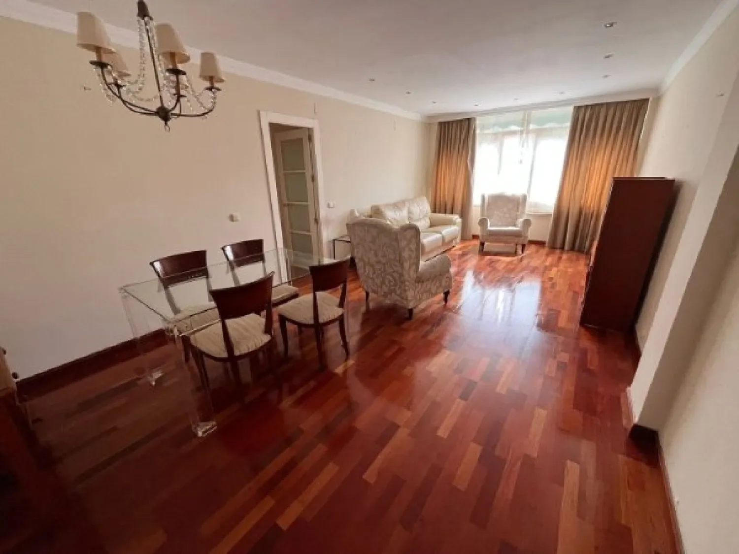 Sala d'estar de Pis de lloguer en Málaga Capital amb Terrassa, Piscina i Moblat