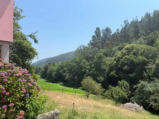 Country house zum Verkauf in Trabada mit Heizung, Privatgarten und Terrasse
