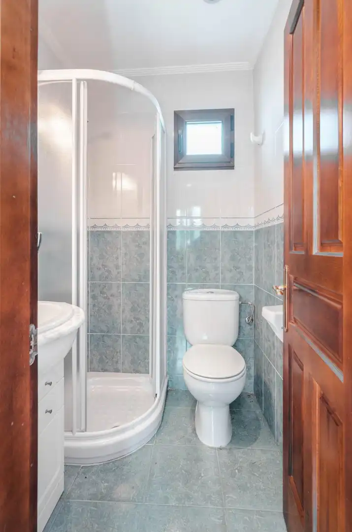 Badezimmer von Residential zum Verkauf in Nava