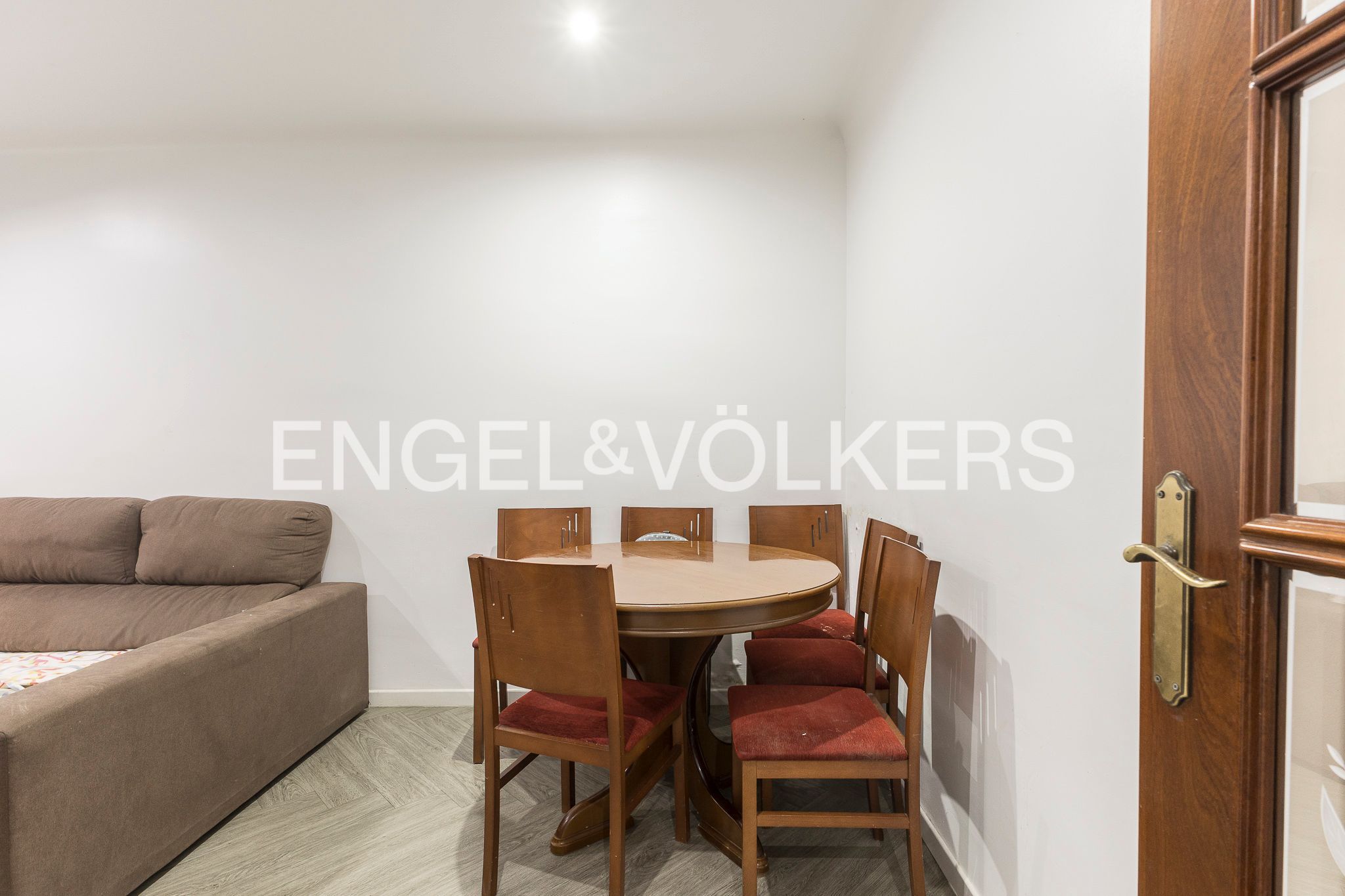 Menjador de Pis en venda en  Barcelona Capital amb Calefacció i Balcó