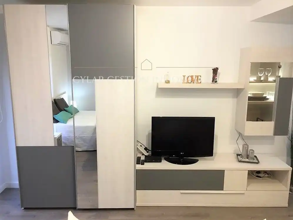 Flat with balcony to rent in Azafranal, imagen 3