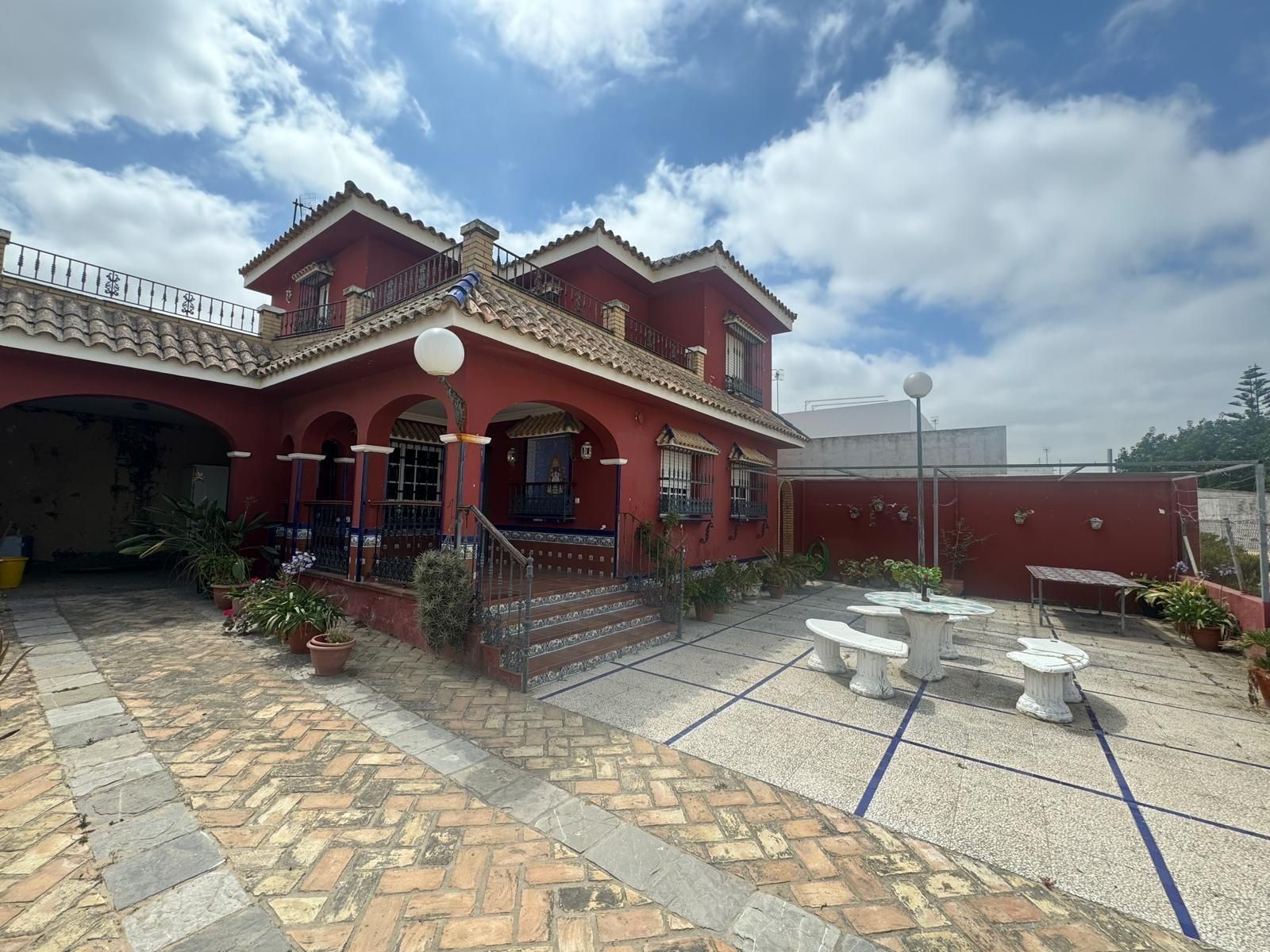 Casa o xalet en venda a Bonanza - Avda de Huelva - Barrio Andalucia