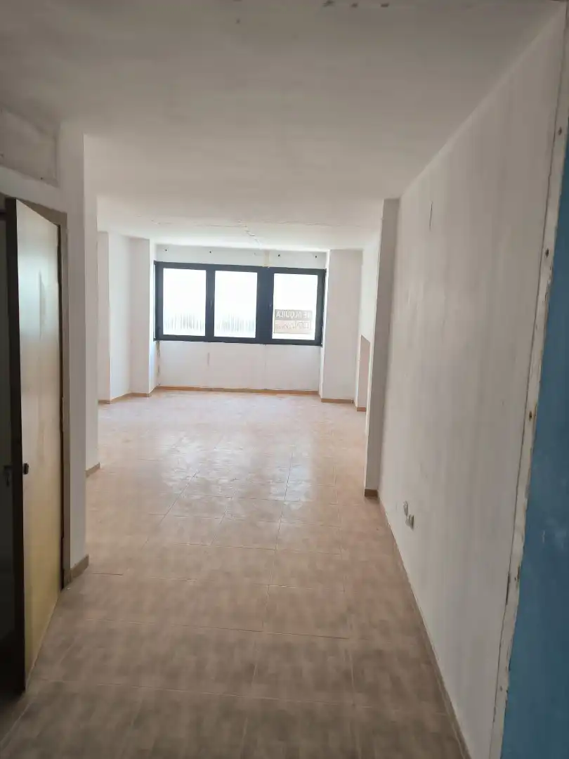 Mixt residencial amb ascensor en venda a Avinguda Joan Carles I, imagen 4
