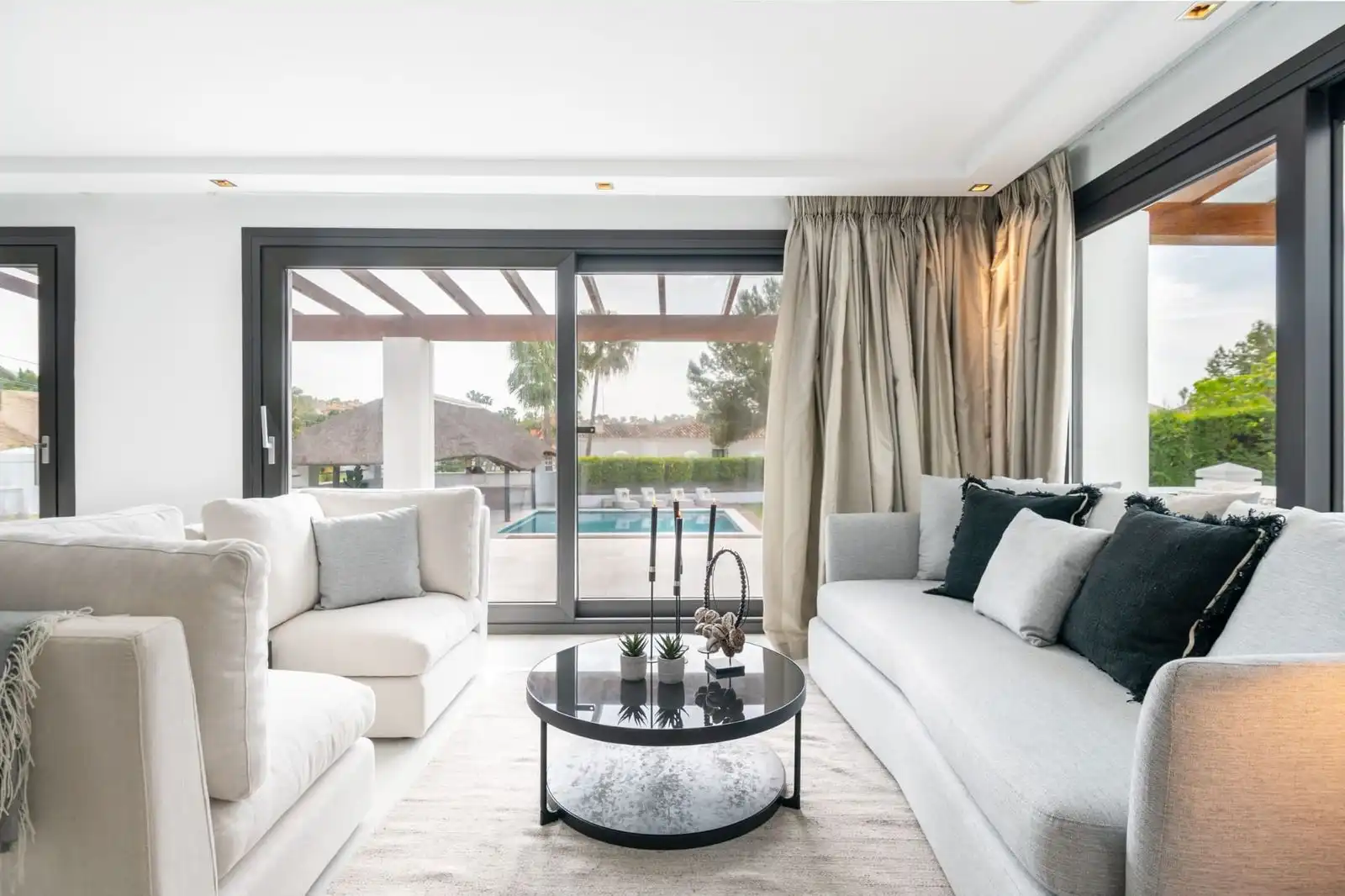 Villa con piscina in vendita a Avenida Miguel de Cervantes 15, imagen 7