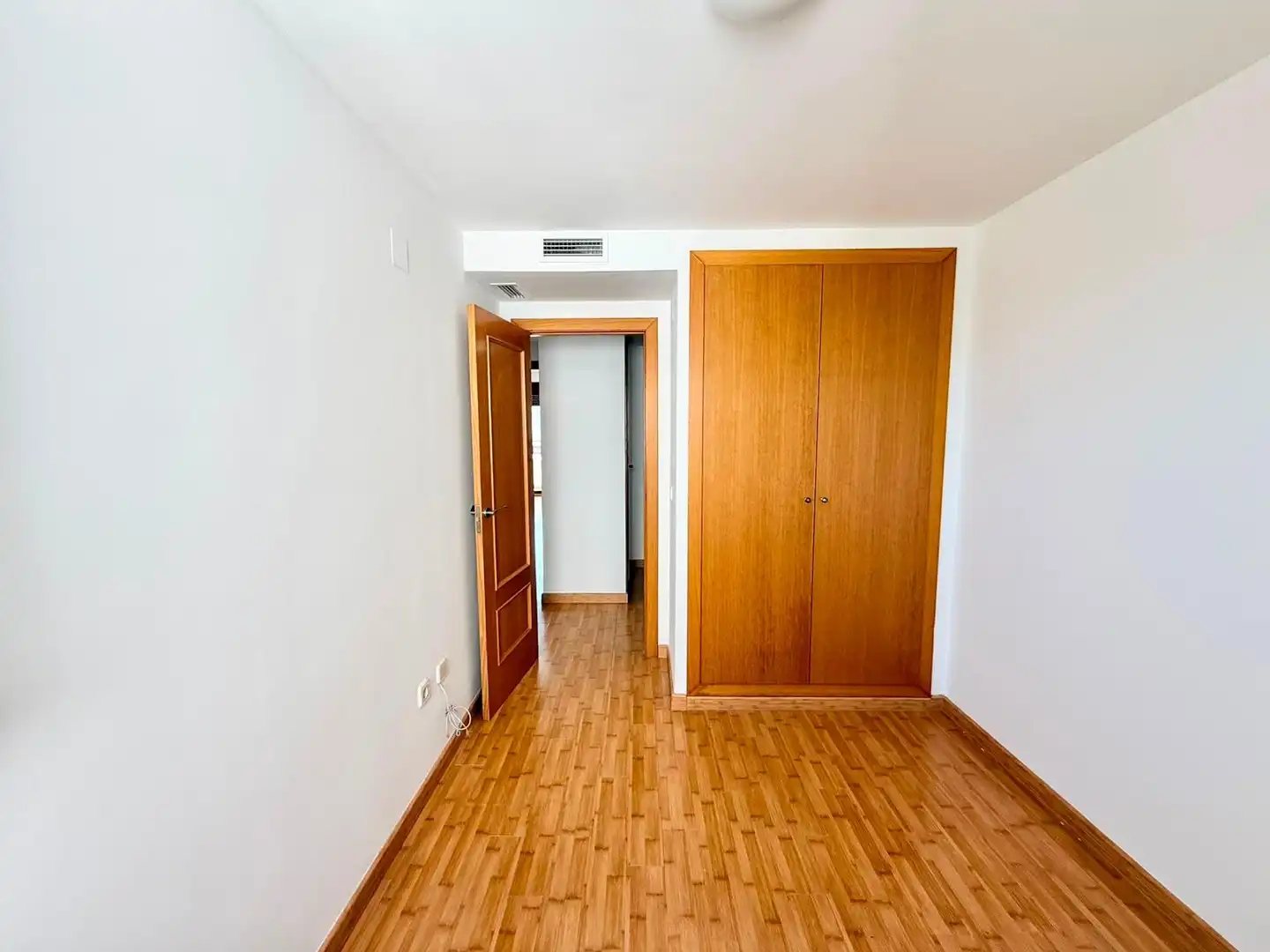 Bedroom of Flat for rent in Silla  with Heating, Terrace and Balcony