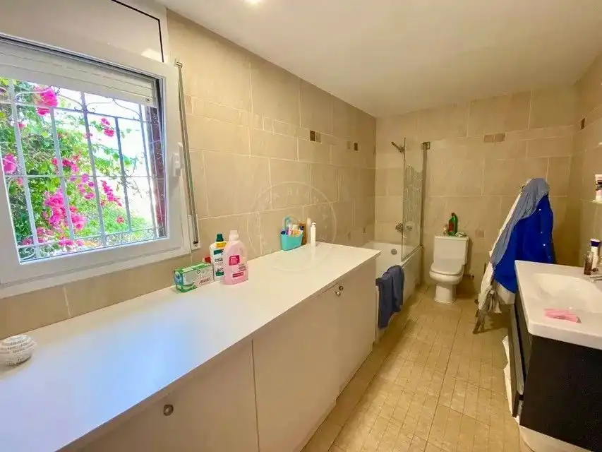 Bany de Casa o xalet en venda en Lloret de Mar amb Aire condicionat, Calefacció i Jardí privat
