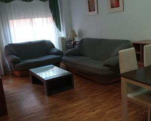 Living room of Flat for sale in Salamanca Capital  with Heating, Parquet flooring and Furnished