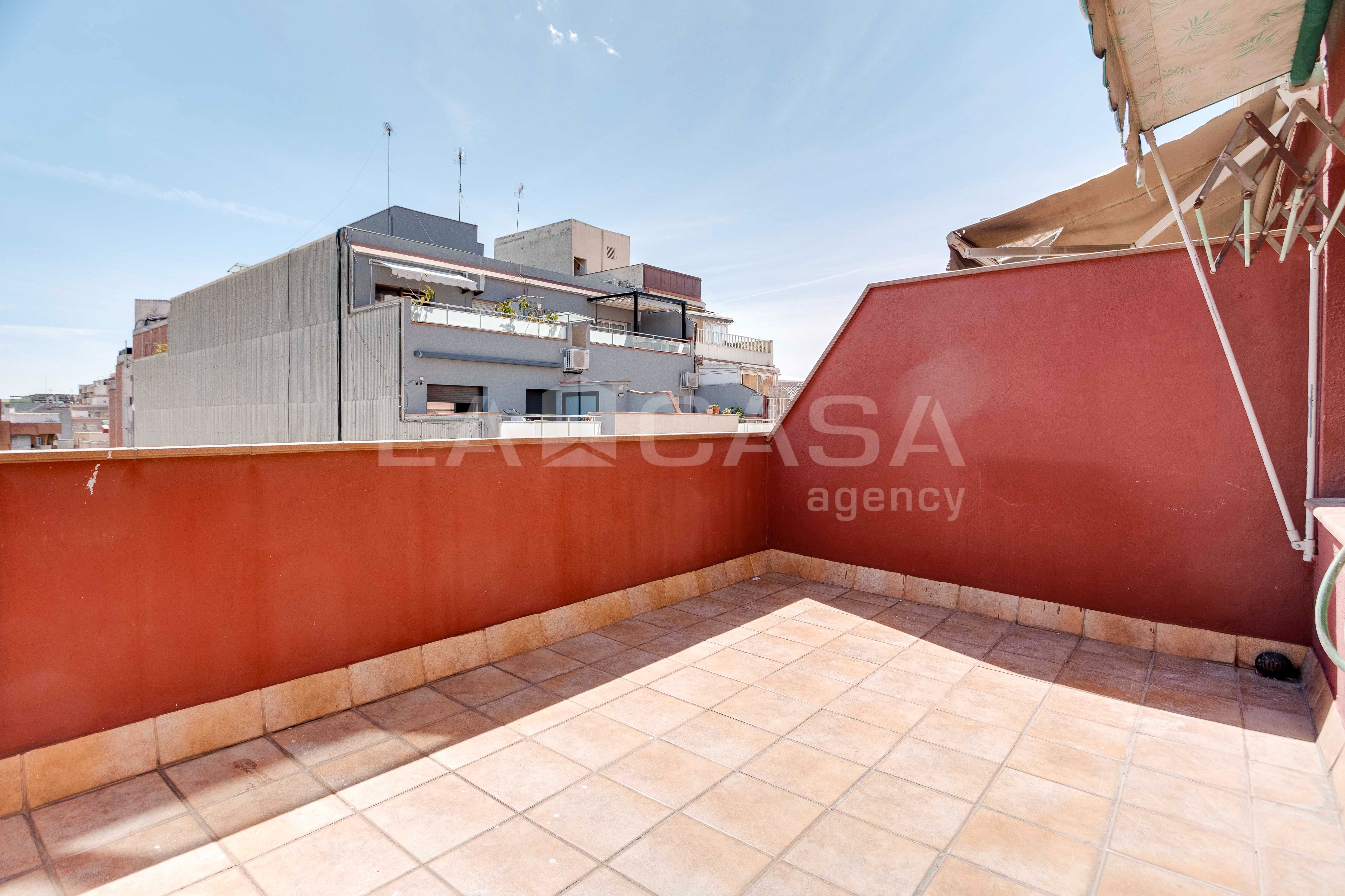 Terrassa de Pis en venda en L'Hospitalet de Llobregat amb Terrassa