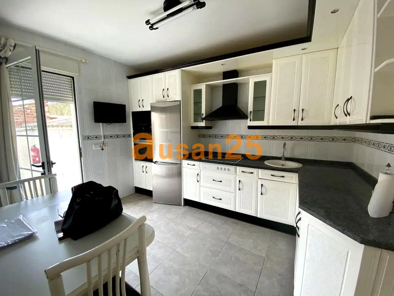 Küche von Haus oder Chalet zum Verkauf in Fresnillo de las Dueñas mit Heizung, Parkett und Terrasse