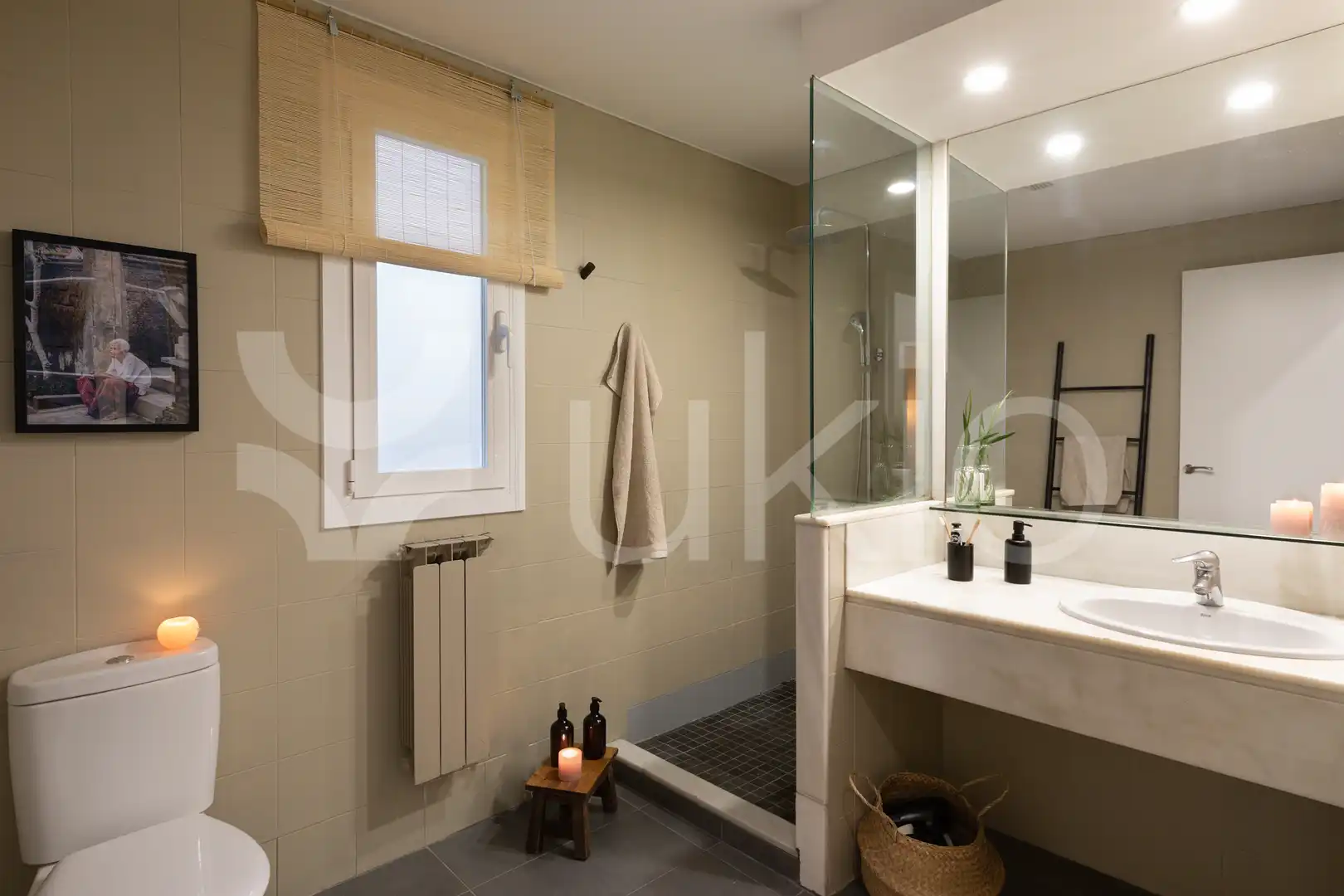 Apartamento con terraza en alquiler en Carrer de València, imagen 16
