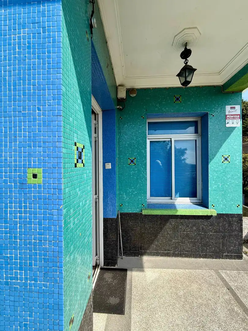 Vista exterior de Casa o xalet en venda en A Coruña Capital  amb Traster