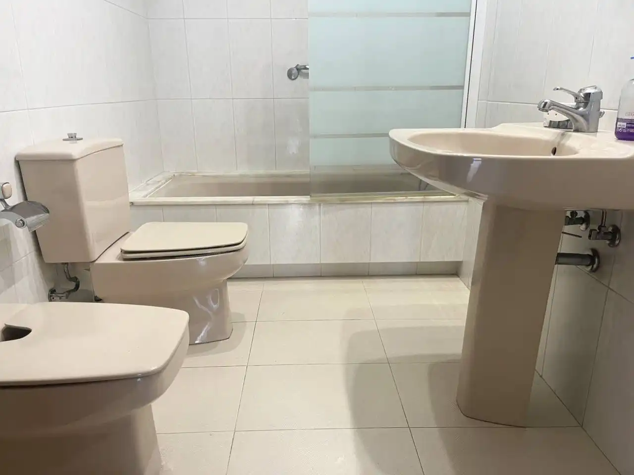Baño de Casa o chalet en venta en Castell d'Aro, Platja d'Aro i s'Agaró con Calefacción y Terraza
