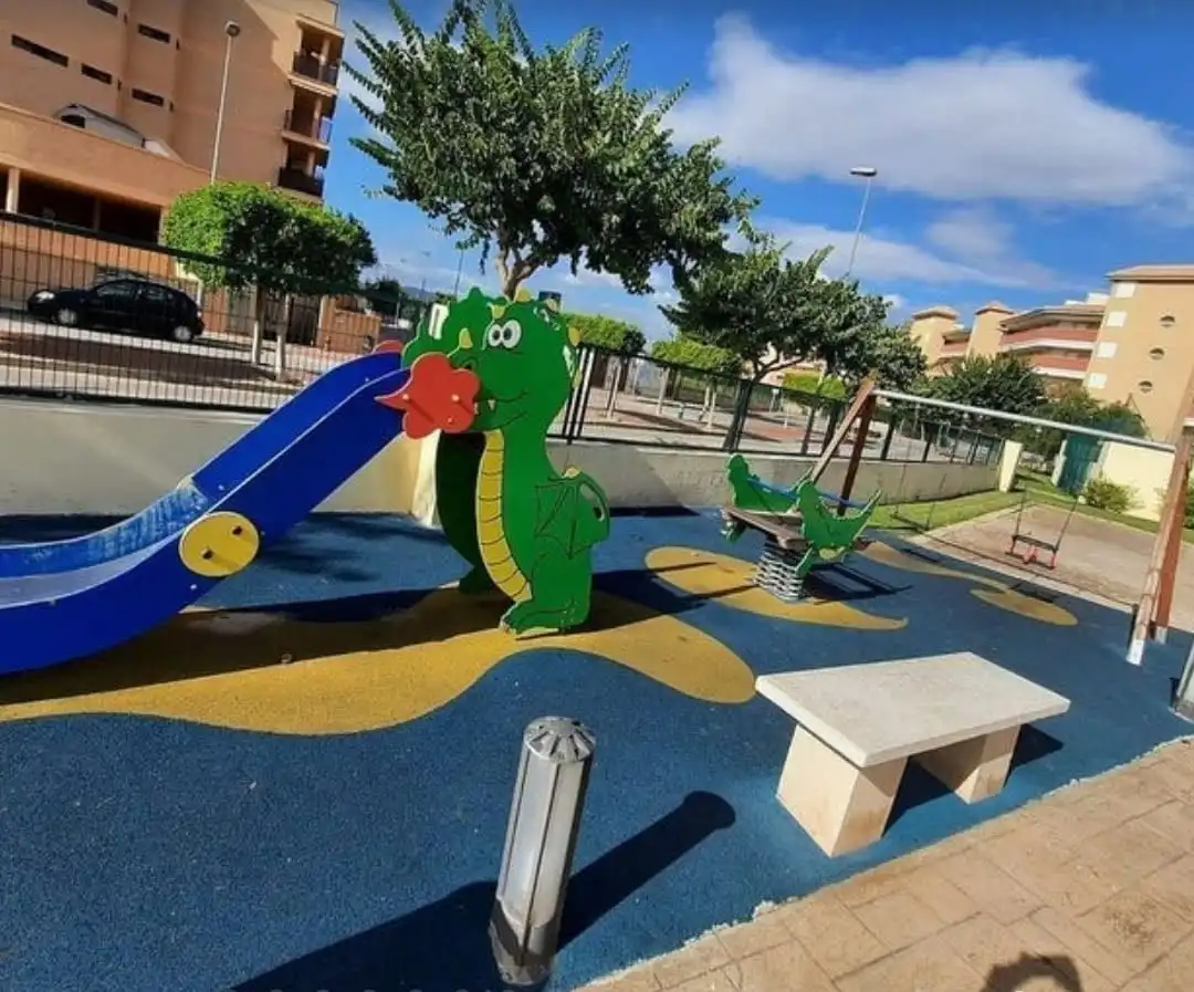 Außenansicht von Wohnung zur Miete in Canet d'En Berenguer mit Klimaanlage, Abstellraum und Schwimmbad