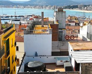 Vista exterior de Casa adosada en venda en Palamós amb Terrassa i Traster