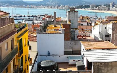 Vista exterior de Casa adosada en venda en Palamós amb Terrassa i Traster