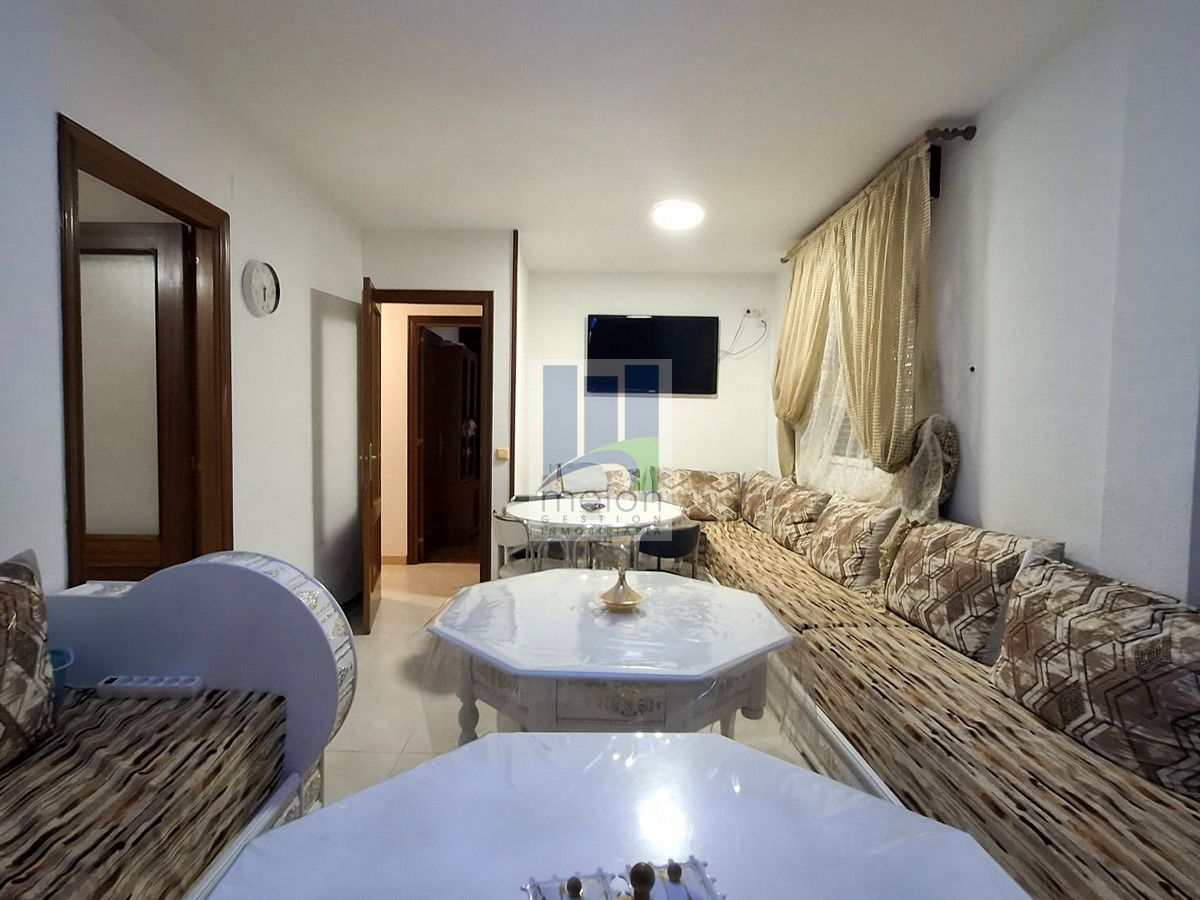 Sala d'estar de Pis en venda en San Mamés de Burgos amb Traster