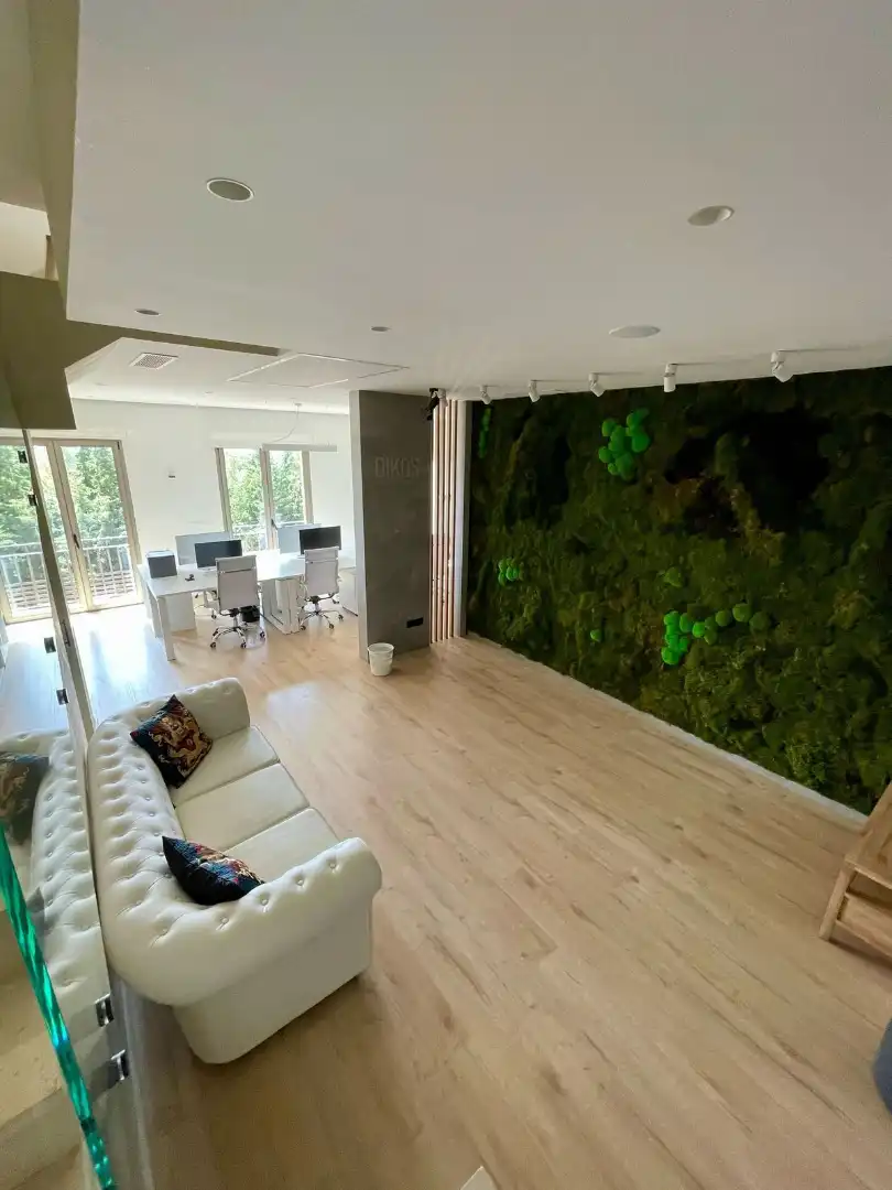 Office for sale in Marbella  with Air Conditioner and Furnished