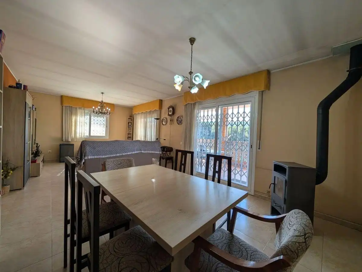 Casa amb jardí en venda a Cervelló, imagen 8