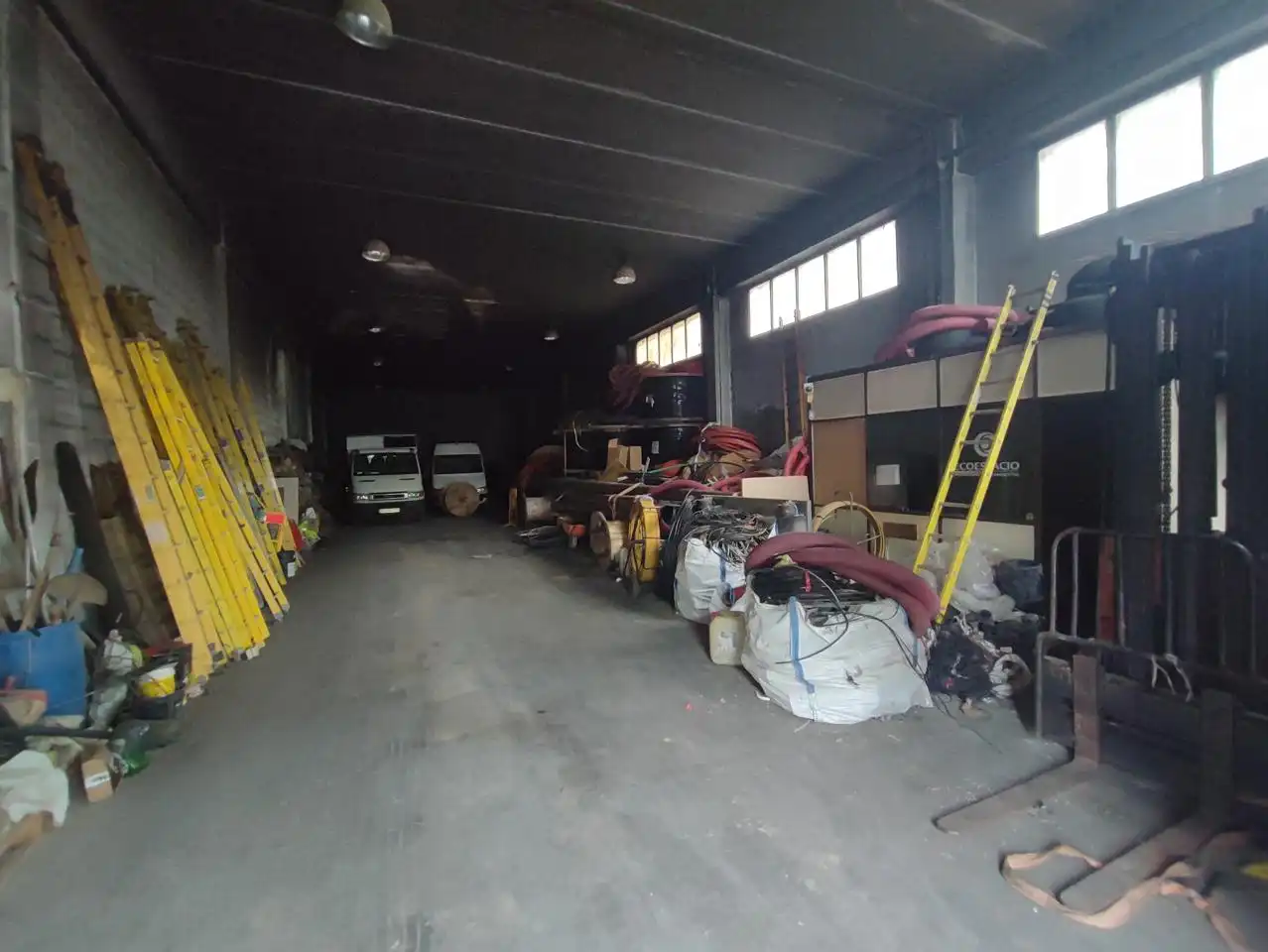 Nau industrial de lloguer en Basauri 