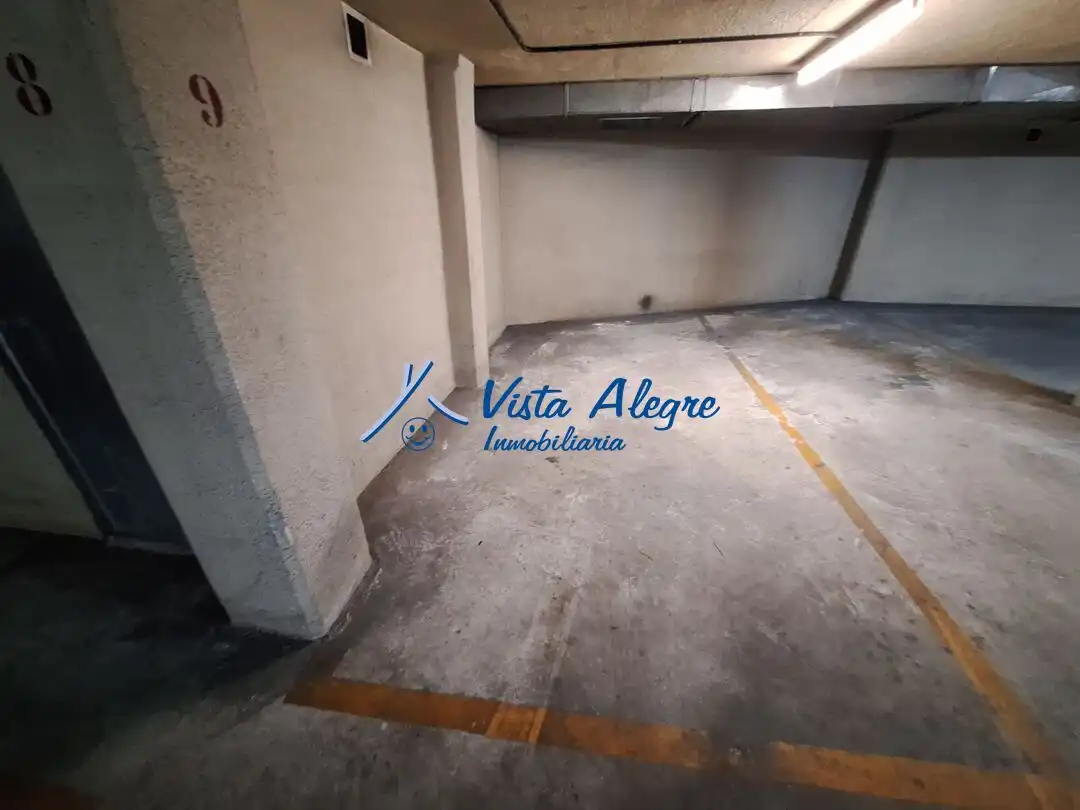Aparcament de Apartament en venda en Haro amb Calefacció, Parquet i Terrassa