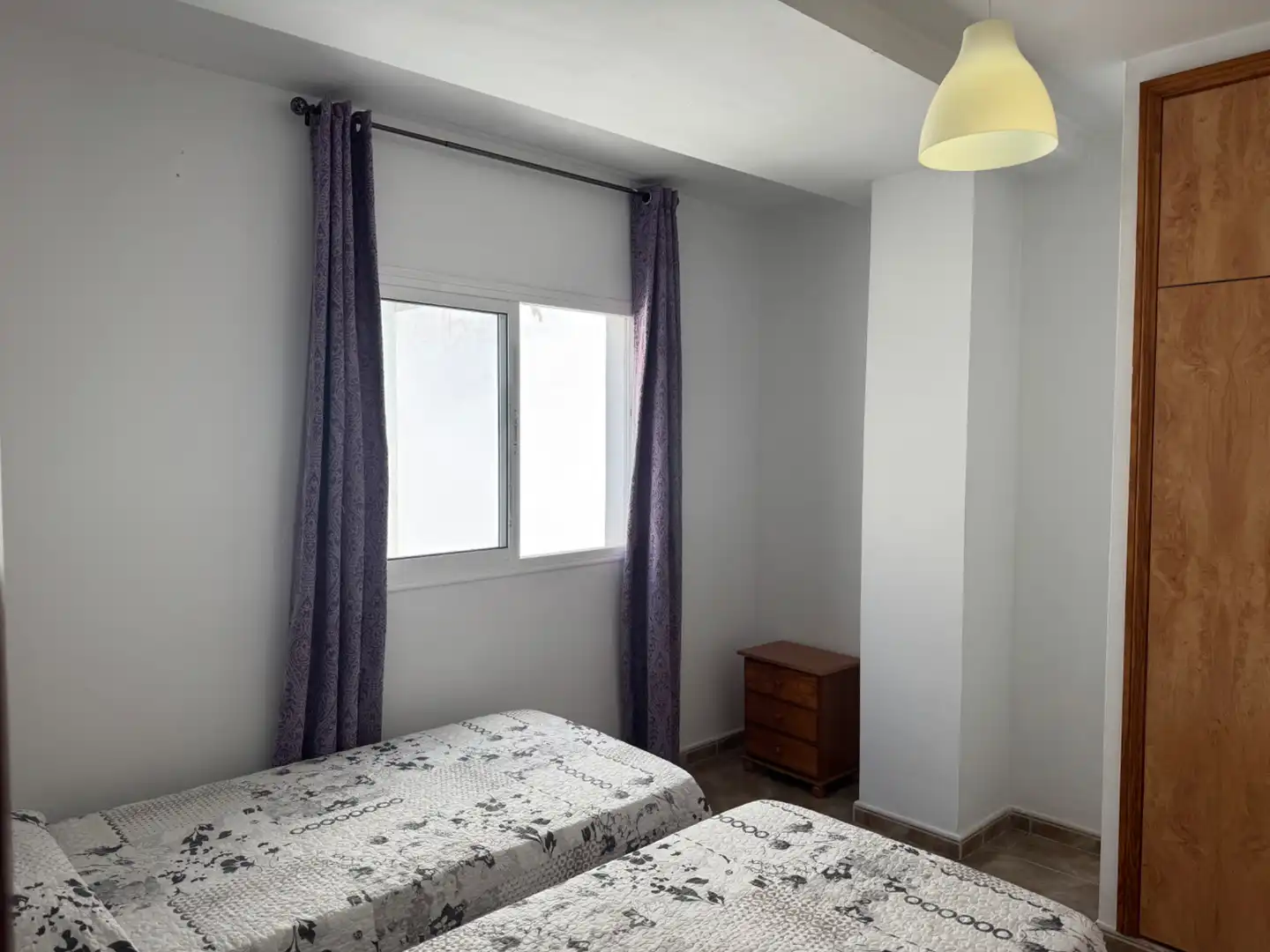 Habitación de Piso de alquiler en San Bartolomé de Tirajana con Amueblado, Lavadora y Balcón