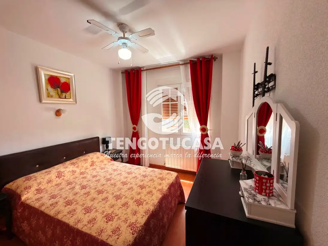 Habitación de Casa o chalet en venta en Bargas con Aire acondicionado, Calefacción y Jardín privado