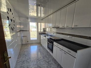 Maisonette zum Verkauf in Avinguda de l'Estatut