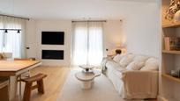 Living room of Flat for sale in Vic  with Heating, Parquet flooring and Balcony