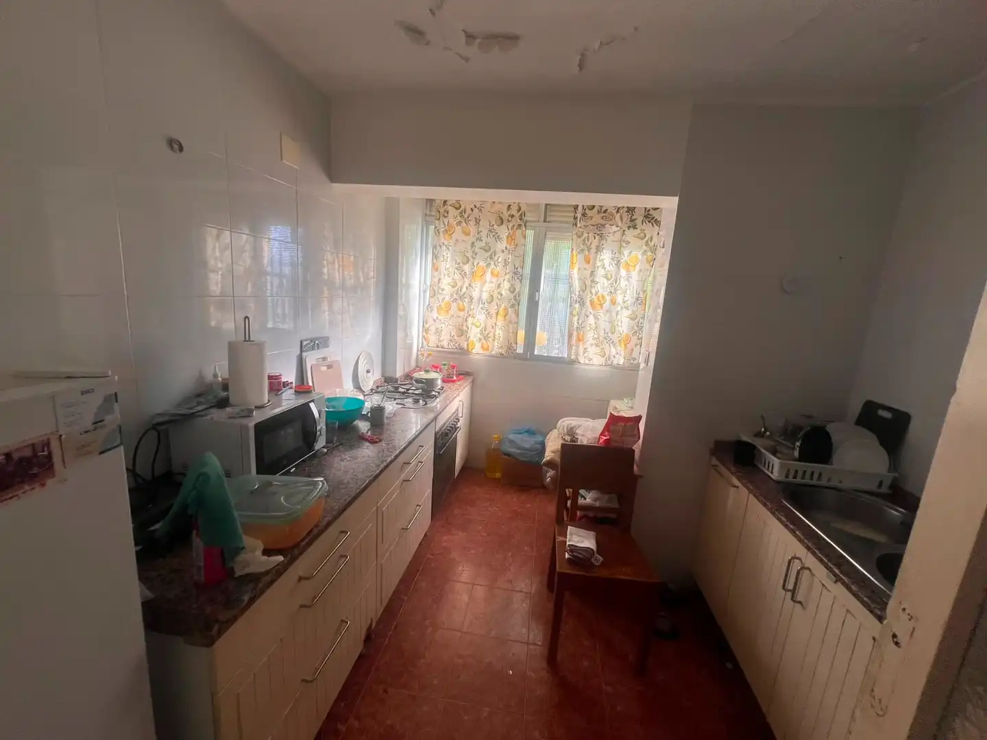 Kitchen of Flat for sale in Sevilla  with Air Conditioner, Terrace and Furnished